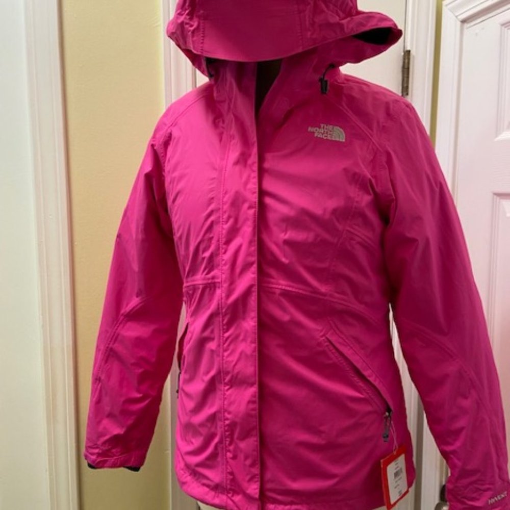 The North Face ski coat, size S, NWT
